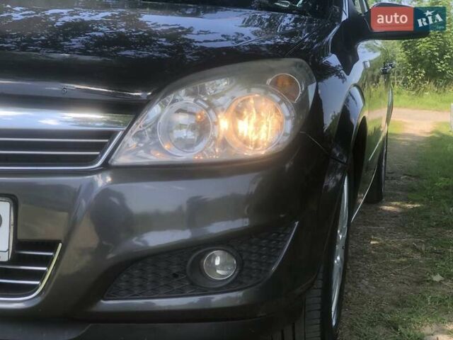 Серый Опель Астра, объемом двигателя 1.69 л и пробегом 278 тыс. км за 5900 $, фото 35 на Automoto.ua