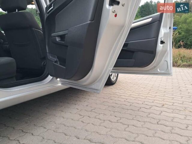 Сірий Опель Астра, об'ємом двигуна 1.6 л та пробігом 216 тис. км за 5400 $, фото 46 на Automoto.ua