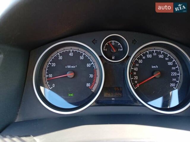 Сірий Опель Астра, об'ємом двигуна 1.6 л та пробігом 250 тис. км за 4800 $, фото 2 на Automoto.ua