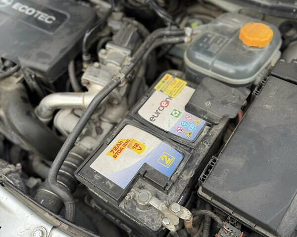 Серый Опель Астра, объемом двигателя 1.7 л и пробегом 228 тыс. км за 4899 $, фото 63 на Automoto.ua