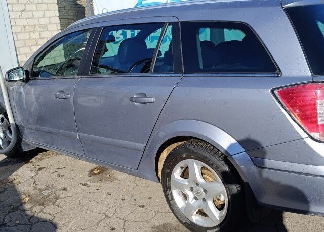 Сірий Опель Астра, об'ємом двигуна 1.6 л та пробігом 140 тис. км за 7500 $, фото 2 на Automoto.ua