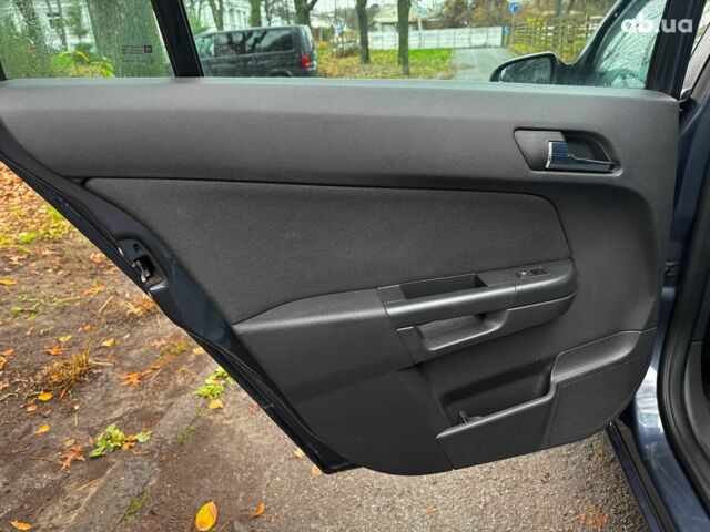 Серый Опель Астра, объемом двигателя 1.6 л и пробегом 197 тыс. км за 5990 $, фото 22 на Automoto.ua