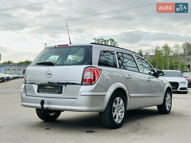 Серый Опель Астра, объемом двигателя 1.6 л и пробегом 154 тыс. км за 7200 $, фото 9 на Automoto.ua