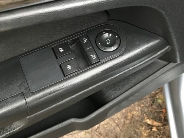 Сірий Опель Астра, об'ємом двигуна 1.7 л та пробігом 186 тис. км за 5200 $, фото 4 на Automoto.ua