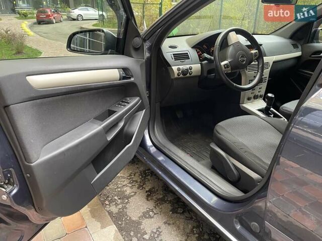 Сірий Опель Астра, об'ємом двигуна 1.6 л та пробігом 196 тис. км за 6200 $, фото 11 на Automoto.ua