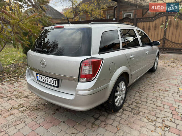 Серый Опель Астра, объемом двигателя 1.6 л и пробегом 283 тыс. км за 5000 $, фото 3 на Automoto.ua