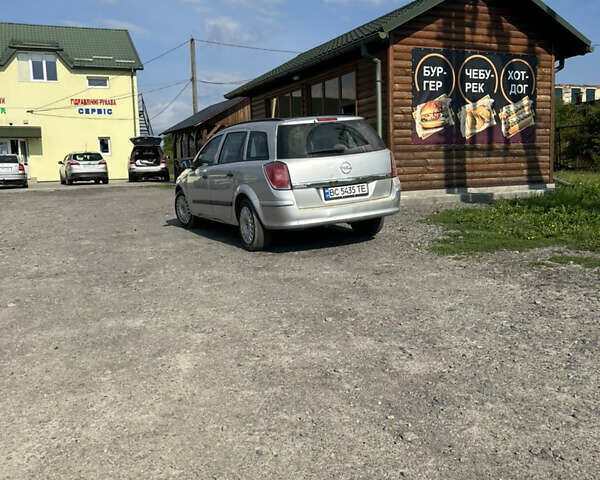 Серый Опель Астра, объемом двигателя 1.6 л и пробегом 210 тыс. км за 4800 $, фото 2 на Automoto.ua