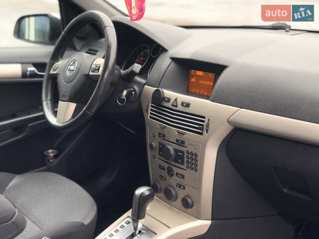 Серый Опель Астра, объемом двигателя 1.91 л и пробегом 278 тыс. км за 5700 $, фото 20 на Automoto.ua