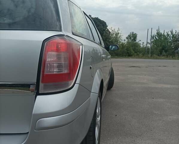 Сірий Опель Астра, об'ємом двигуна 1.6 л та пробігом 219 тис. км за 5200 $, фото 1 на Automoto.ua