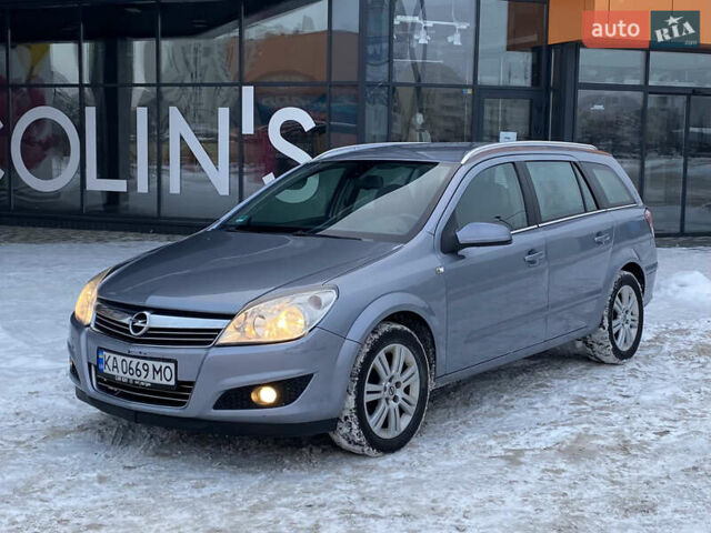 Сірий Опель Астра, об'ємом двигуна 1.6 л та пробігом 156 тис. км за 5990 $, фото 1 на Automoto.ua