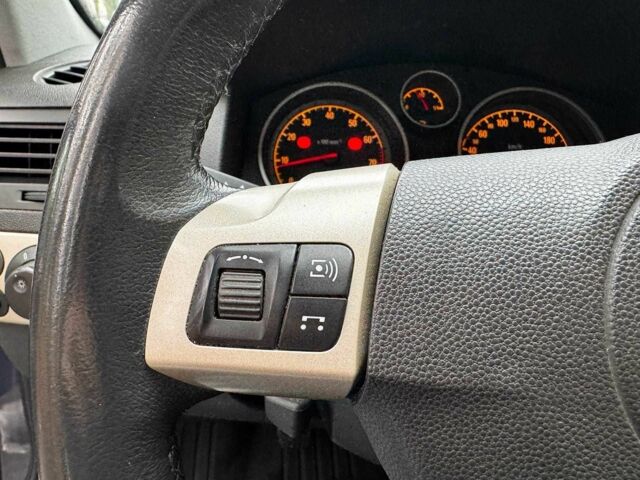 Сірий Опель Астра, об'ємом двигуна 1.6 л та пробігом 197 тис. км за 5990 $, фото 15 на Automoto.ua