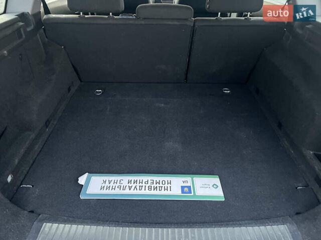 Серый Опель Астра, объемом двигателя 1.6 л и пробегом 234 тыс. км за 5700 $, фото 17 на Automoto.ua