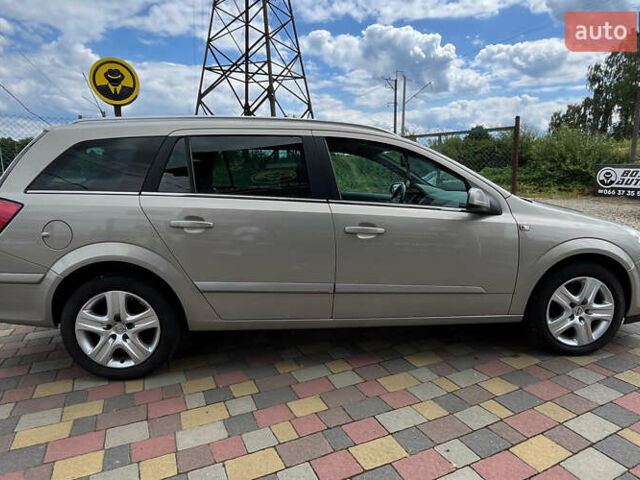 Серый Опель Астра, объемом двигателя 1.6 л и пробегом 200 тыс. км за 5800 $, фото 7 на Automoto.ua