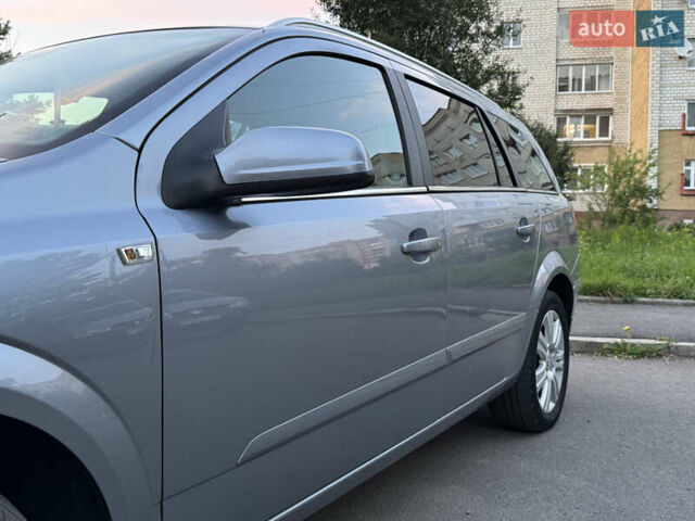 Сірий Опель Астра, об'ємом двигуна 1.69 л та пробігом 226 тис. км за 4499 $, фото 6 на Automoto.ua