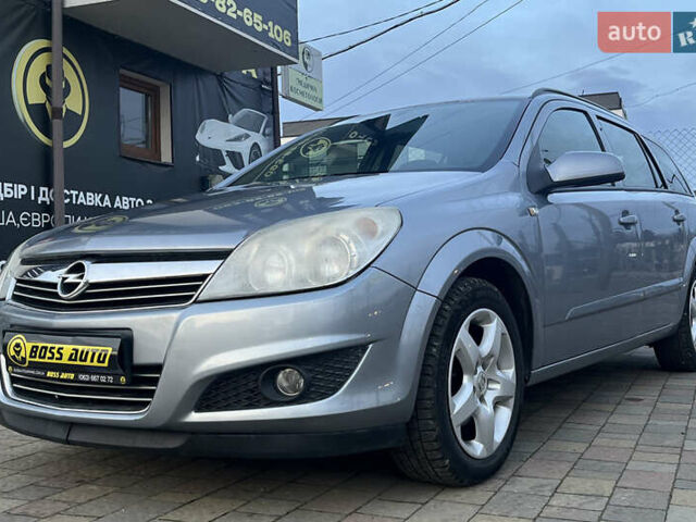 Серый Опель Астра, объемом двигателя 1.36 л и пробегом 220 тыс. км за 5500 $, фото 2 на Automoto.ua