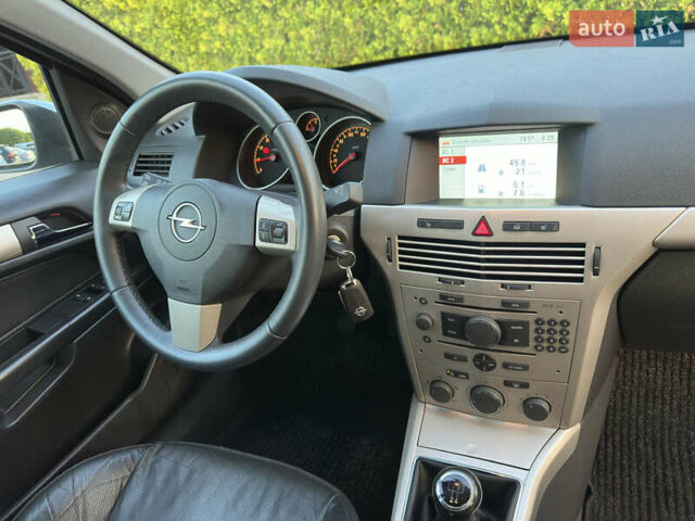 Сірий Опель Астра, об'ємом двигуна 1.6 л та пробігом 247 тис. км за 5600 $, фото 100 на Automoto.ua