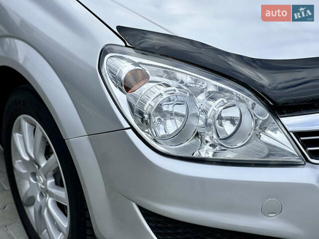 Опель Астра 2008 в Виннице на Automoto.ua Серый Опель Астра, объемом двигателя 1.8 л и пробегом 166 тыс. км за 6499 $, фото 7 на Automoto.ua