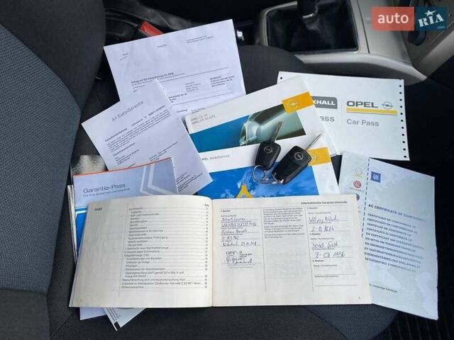 Серый Опель Астра, объемом двигателя 1.6 л и пробегом 172 тыс. км за 5900 $, фото 73 на Automoto.ua