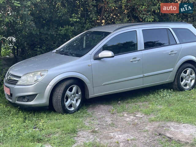 Серый Опель Астра, объемом двигателя 1.7 л и пробегом 260 тыс. км за 4750 $, фото 8 на Automoto.ua