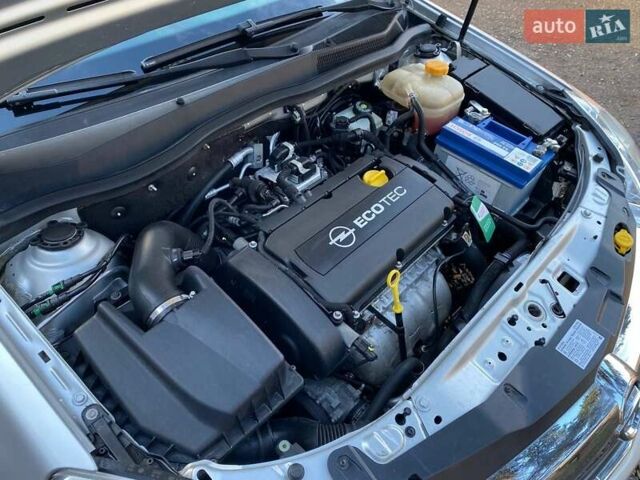 Серый Опель Астра, объемом двигателя 1.6 л и пробегом 172 тыс. км за 5900 $, фото 61 на Automoto.ua