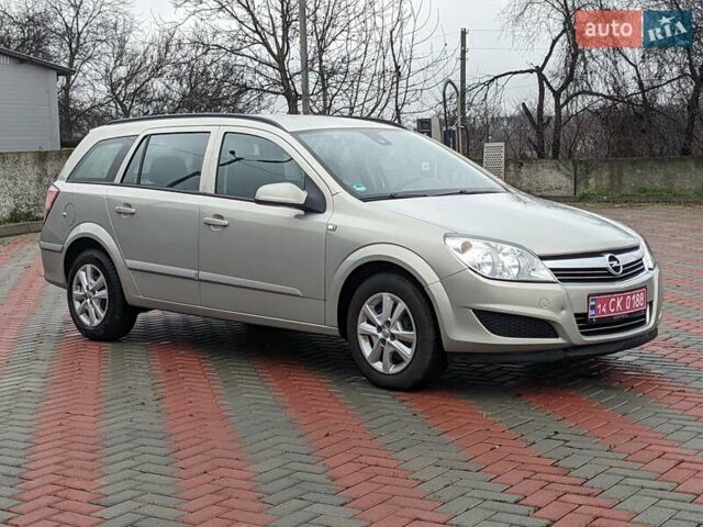 Серый Опель Астра, объемом двигателя 1.6 л и пробегом 240 тыс. км за 5750 $, фото 8 на Automoto.ua