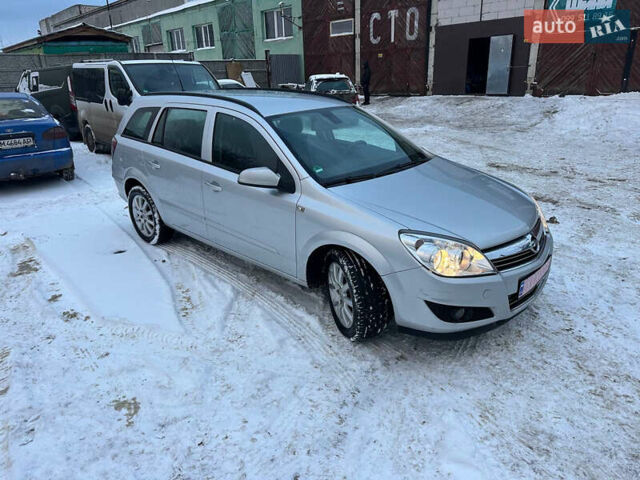 Серый Опель Астра, объемом двигателя 1.6 л и пробегом 213 тыс. км за 5600 $, фото 17 на Automoto.ua