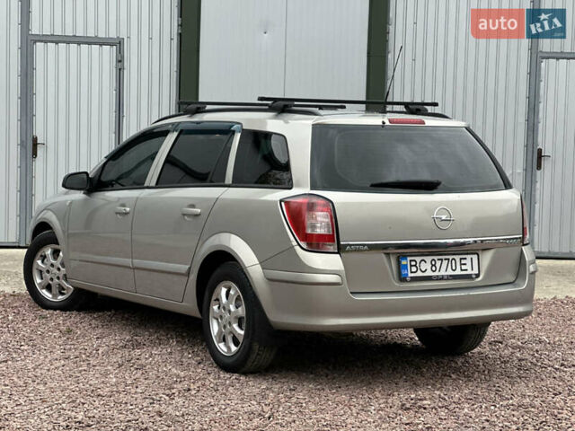 Опель Астра 2008 в Дрогобыче на Automoto.ua Серый Опель Астра, объемом двигателя 1.3 л и пробегом 270 тыс. км за 4450 $, фото 27 на Automoto.ua