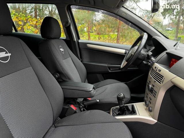 Серый Опель Астра, объемом двигателя 1.6 л и пробегом 197 тыс. км за 5990 $, фото 29 на Automoto.ua