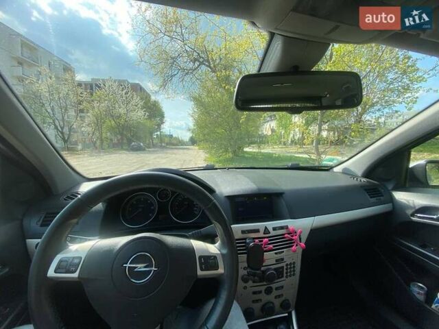 Сірий Опель Астра, об'ємом двигуна 1.7 л та пробігом 221 тис. км за 4800 $, фото 11 на Automoto.ua