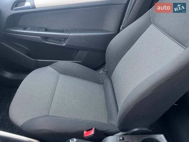 Сірий Опель Астра, об'ємом двигуна 1.6 л та пробігом 209 тис. км за 5999 $, фото 43 на Automoto.ua