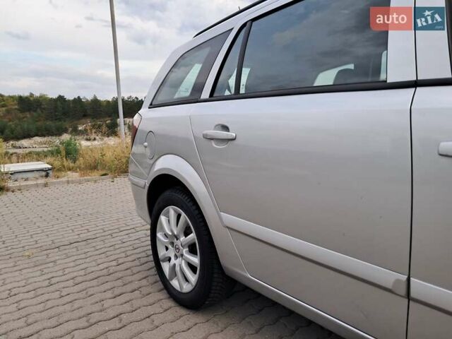 Сірий Опель Астра, об'ємом двигуна 1.6 л та пробігом 216 тис. км за 5400 $, фото 43 на Automoto.ua