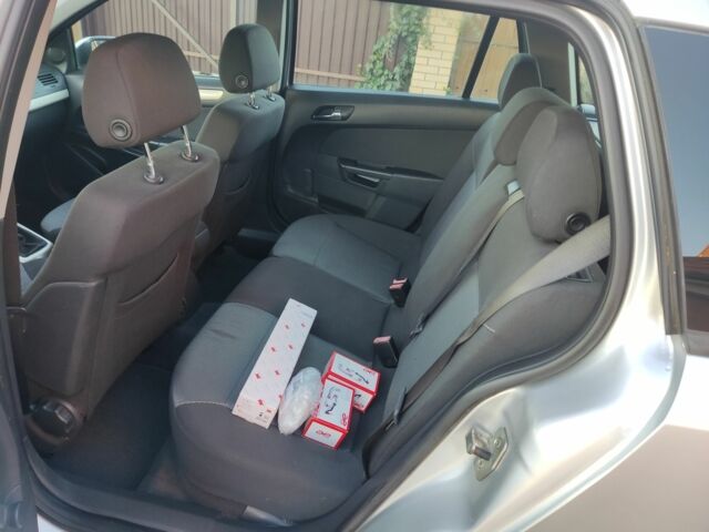 Серый Опель Астра, объемом двигателя 1.6 л и пробегом 240 тыс. км за 5399 $, фото 15 на Automoto.ua