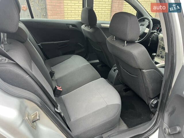 Сірий Опель Астра, об'ємом двигуна 1.8 л та пробігом 278 тис. км за 5850 $, фото 37 на Automoto.ua