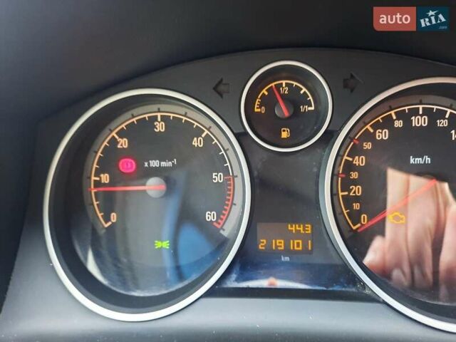 Сірий Опель Астра, об'ємом двигуна 1.9 л та пробігом 219 тис. км за 6200 $, фото 20 на Automoto.ua