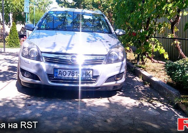 Серый Опель Астра, объемом двигателя 1.6 л и пробегом 193 тыс. км за 5600 $, фото 9 на Automoto.ua