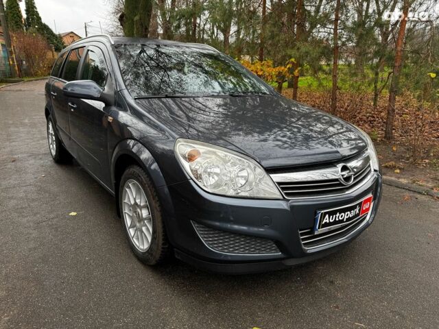Серый Опель Астра, объемом двигателя 1.6 л и пробегом 197 тыс. км за 5990 $, фото 2 на Automoto.ua
