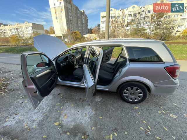 Сірий Опель Астра, об'ємом двигуна 1.6 л та пробігом 240 тис. км за 5100 $, фото 4 на Automoto.ua