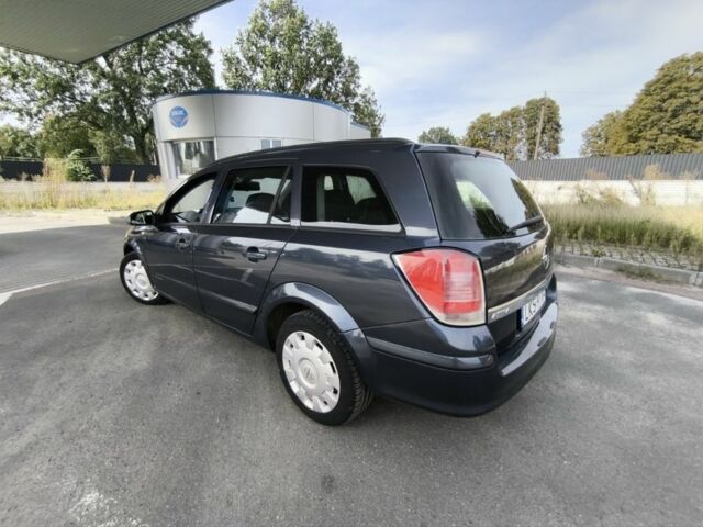 Серый Опель Астра, объемом двигателя 0 л и пробегом 279 тыс. км за 3100 $, фото 2 на Automoto.ua