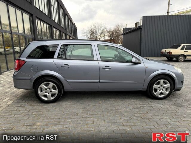 Серый Опель Астра, объемом двигателя 1.6 л и пробегом 192 тыс. км за 5999 $, фото 3 на Automoto.ua