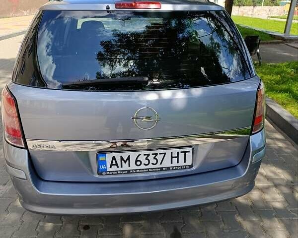 Серый Опель Астра, объемом двигателя 1.6 л и пробегом 228 тыс. км за 6500 $, фото 10 на Automoto.ua