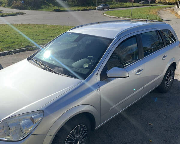 Сірий Опель Астра, об'ємом двигуна 1.6 л та пробігом 250 тис. км за 5500 $, фото 27 на Automoto.ua