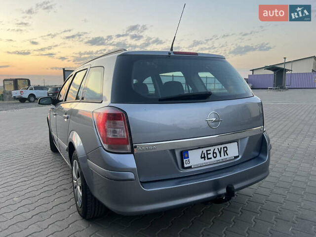 Серый Опель Астра, объемом двигателя 1.6 л и пробегом 234 тыс. км за 5700 $, фото 15 на Automoto.ua