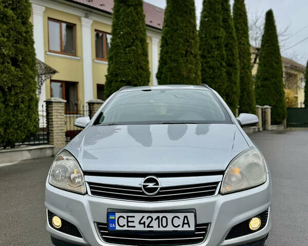 Серый Опель Астра, объемом двигателя 1.6 л и пробегом 201 тыс. км за 4700 $, фото 1 на Automoto.ua
