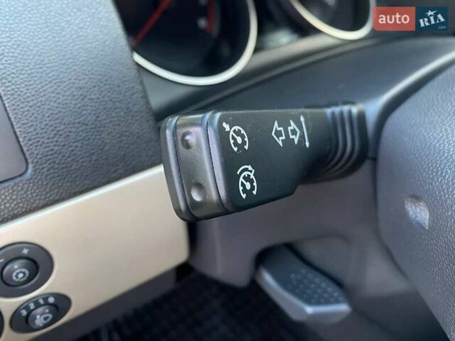 Серый Опель Астра, объемом двигателя 1.6 л и пробегом 172 тыс. км за 5900 $, фото 26 на Automoto.ua