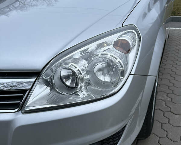 Сірий Опель Астра, об'ємом двигуна 1.6 л та пробігом 196 тис. км за 5700 $, фото 17 на Automoto.ua