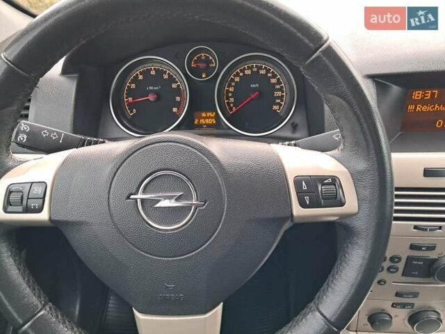Сірий Опель Астра, об'ємом двигуна 1.6 л та пробігом 216 тис. км за 5400 $, фото 76 на Automoto.ua