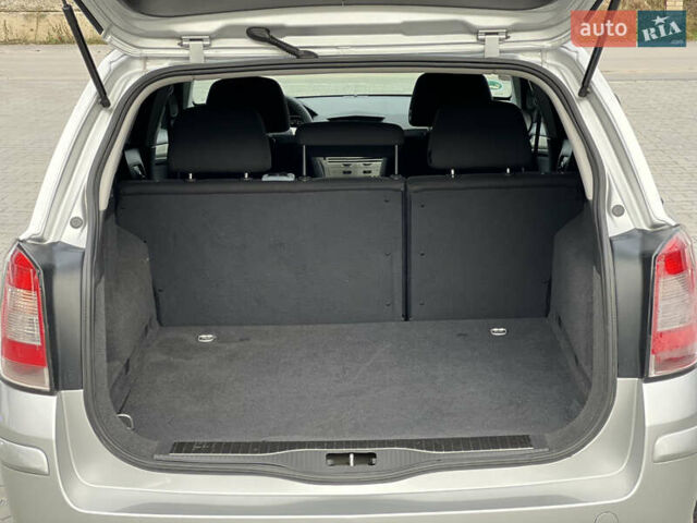 Опель Астра 2008 в Виннице на Automoto.ua Серый Опель Астра, объемом двигателя 1.8 л и пробегом 166 тыс. км за 6499 $, фото 49 на Automoto.ua
