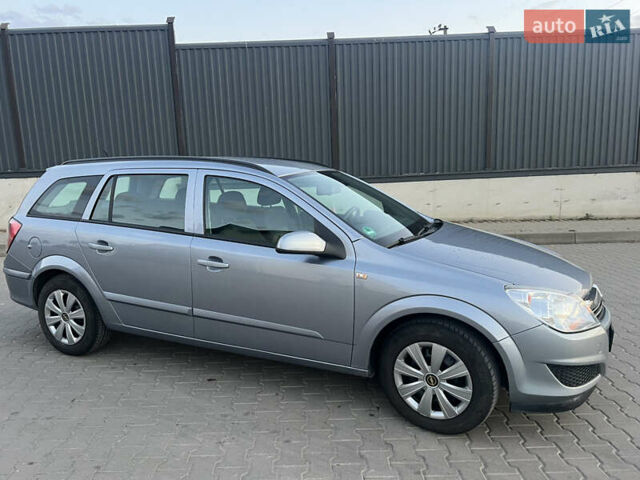 Серый Опель Астра, объемом двигателя 1.6 л и пробегом 234 тыс. км за 5700 $, фото 10 на Automoto.ua