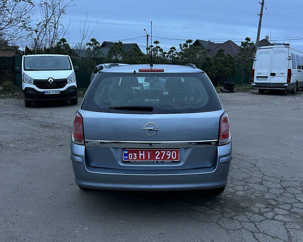 Серый Опель Астра, объемом двигателя 1.6 л и пробегом 191 тыс. км за 5200 $, фото 5 на Automoto.ua