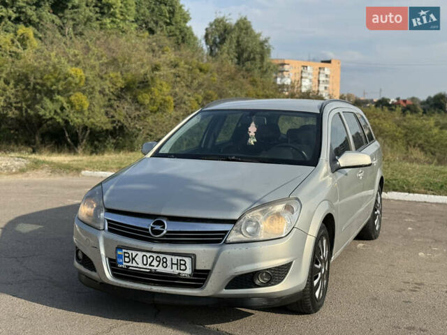 Сірий Опель Астра, об'ємом двигуна 1.91 л та пробігом 255 тис. км за 4200 $, фото 10 на Automoto.ua